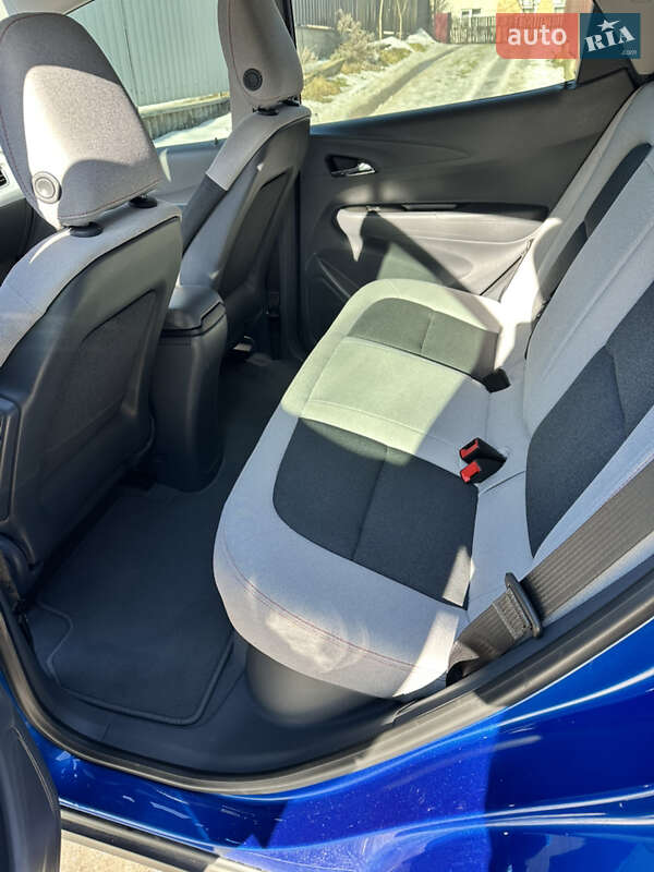 Хэтчбек Chevrolet Bolt EV 2019 в Ирпене