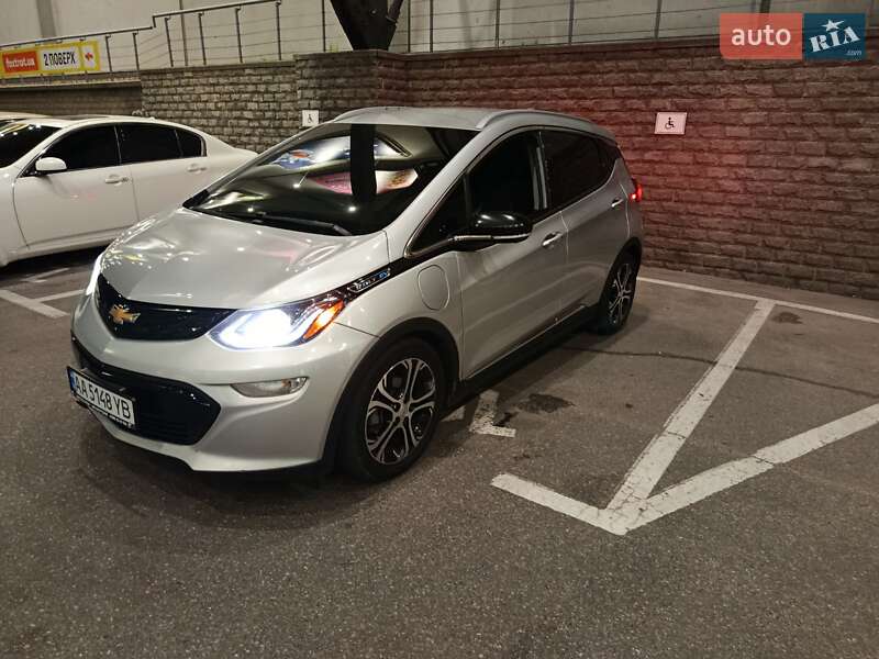 Хэтчбек Chevrolet Bolt EV 2016 в Киеве