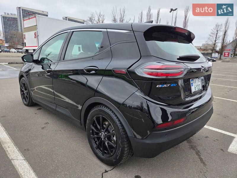 Хэтчбек Chevrolet Bolt EV 2022 в Киеве фото 6 Хэтчбек Chevrolet Bolt EV 2022 в Киеве
