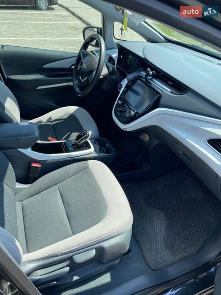 Хэтчбек Chevrolet Bolt EV 2018 в Стрые