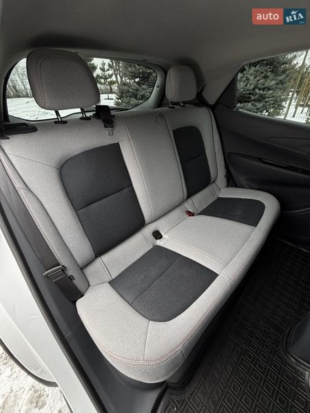 Хэтчбек Chevrolet Bolt EV 2018 в Белогородке