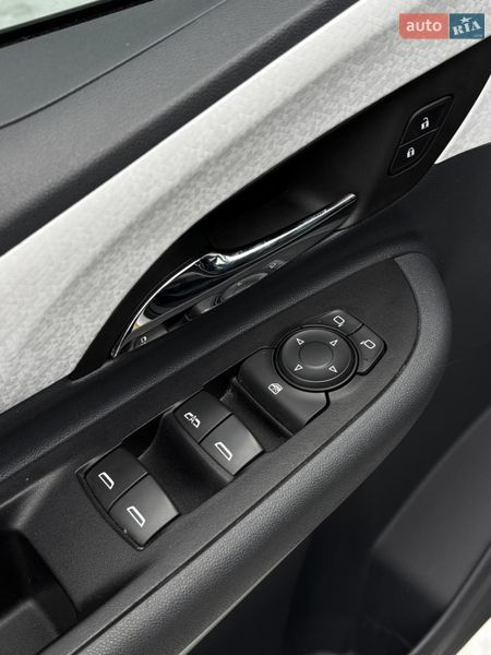 Хэтчбек Chevrolet Bolt EV 2018 в Белогородке