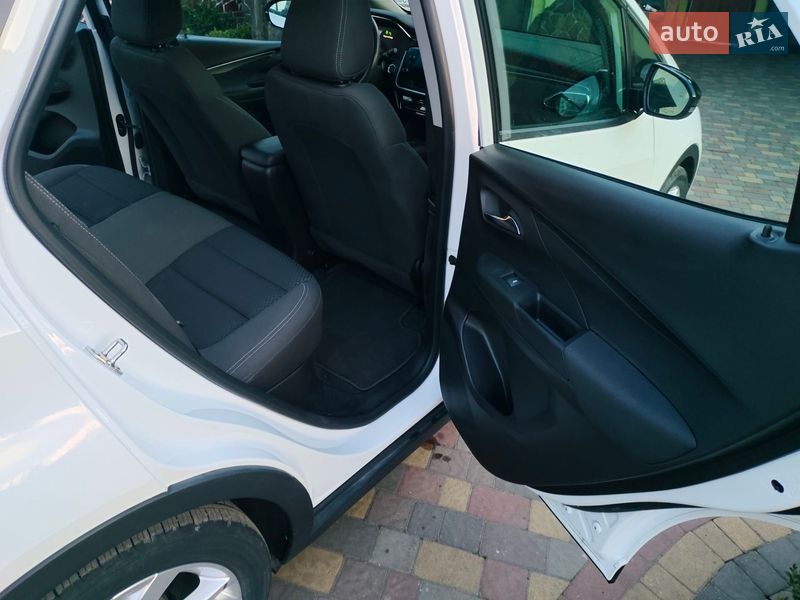 Хэтчбек Chevrolet Bolt EV 2022 в Жовкве