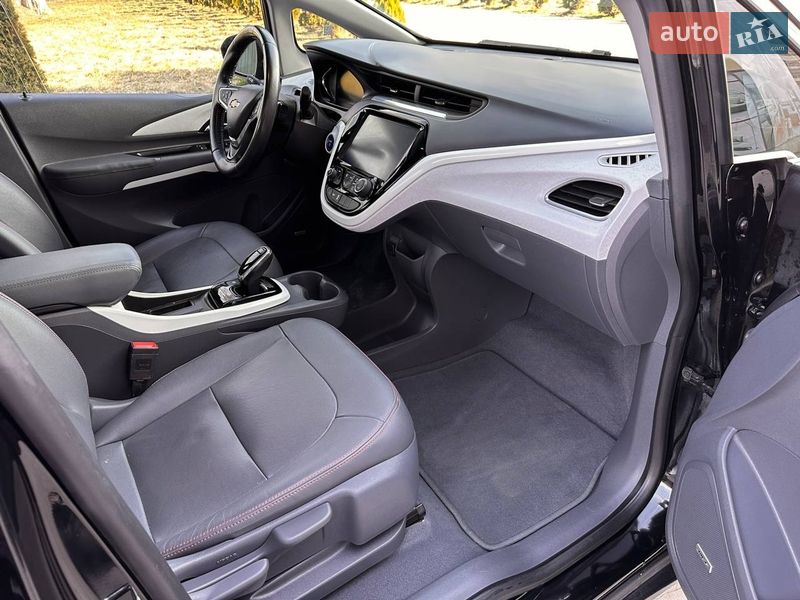 Хетчбек Chevrolet Bolt EV 2019 в Львові