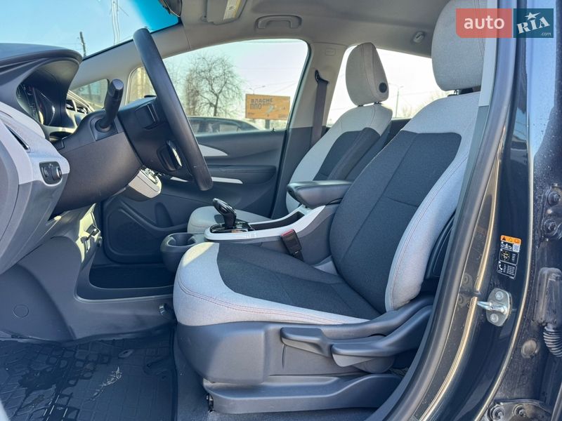 Хэтчбек Chevrolet Bolt EV 2017 в Сумах