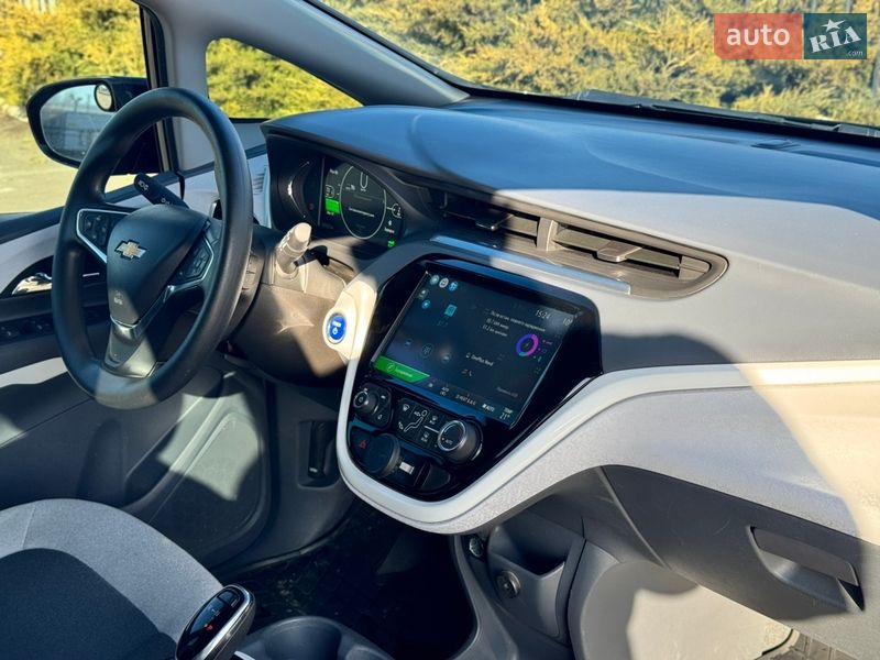 Хэтчбек Chevrolet Bolt EV 2017 в Сумах