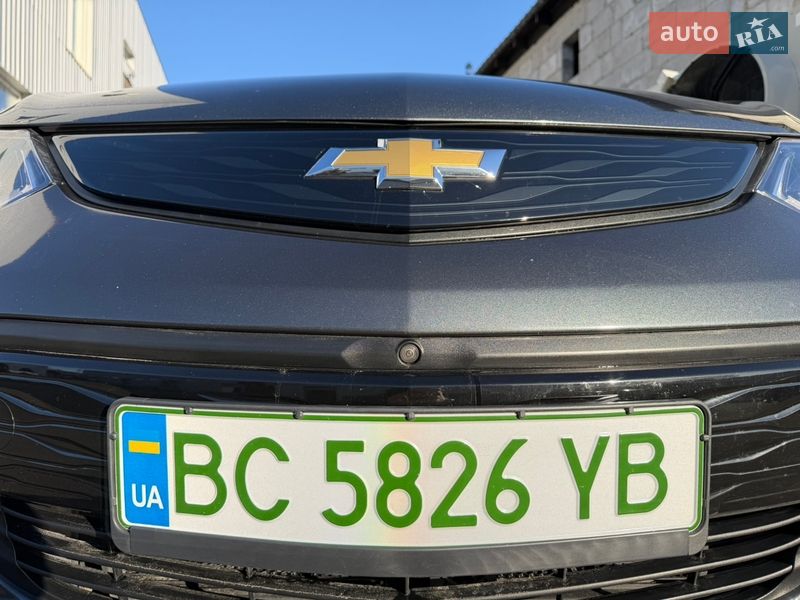 Хэтчбек Chevrolet Bolt EV 2020 в Ровно