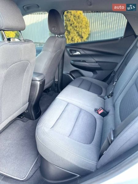 Хэтчбек Chevrolet Bolt EV 2022 в Ужгороде