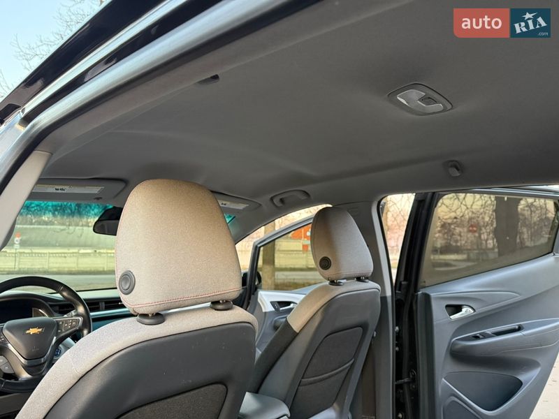 Хэтчбек Chevrolet Bolt EV 2017 в Киеве