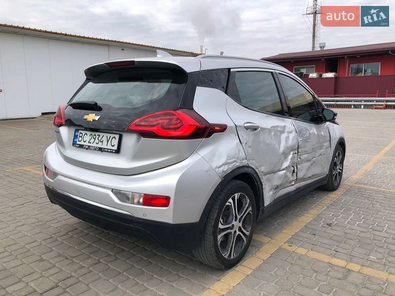 Хэтчбек Chevrolet Bolt EV 2017 в Львове фото 18 Хэтчбек Chevrolet Bolt EV 2017 в Львове