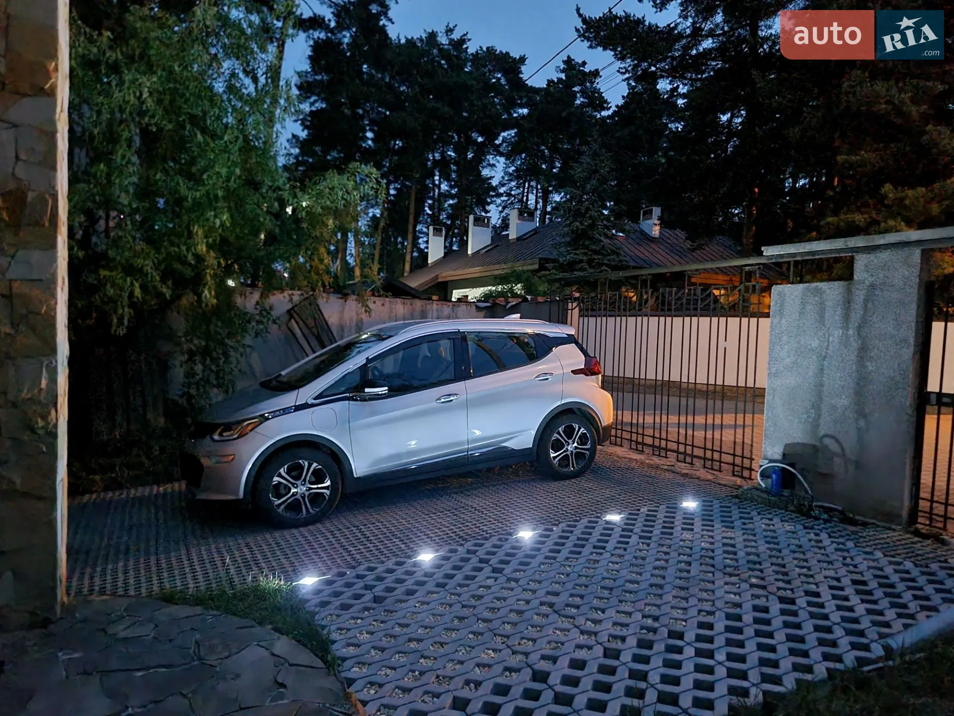 2017 Chevrolet Bolt EUV - мініатюра 2