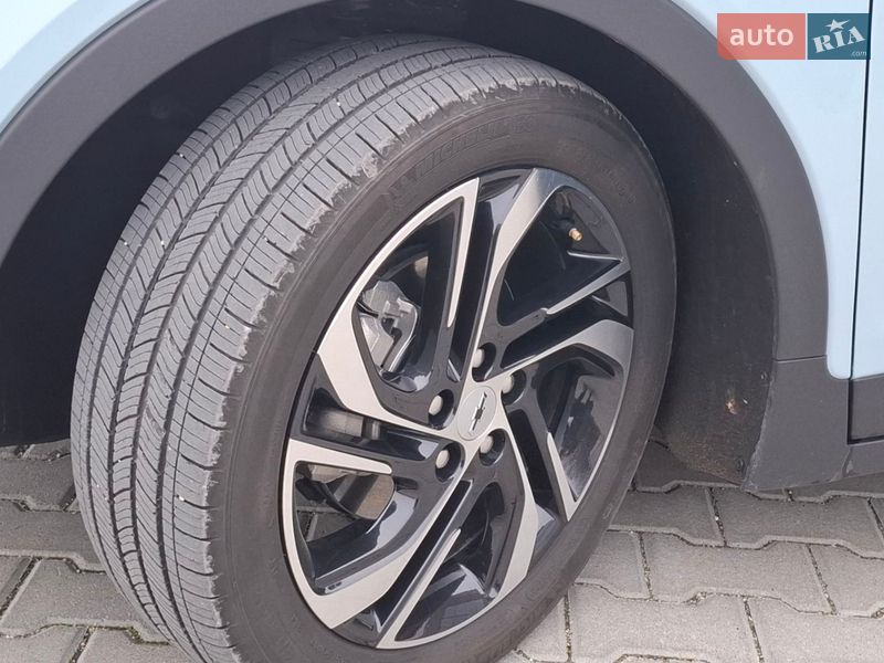 Хэтчбек Chevrolet Bolt EV 2023 в Тернополе
