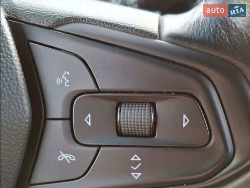 Хэтчбек Chevrolet Bolt EV 2021 в Кропивницком