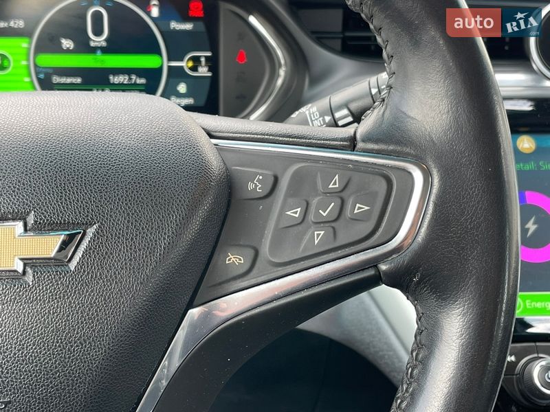 Хэтчбек Chevrolet Bolt EV 2019 в Киеве