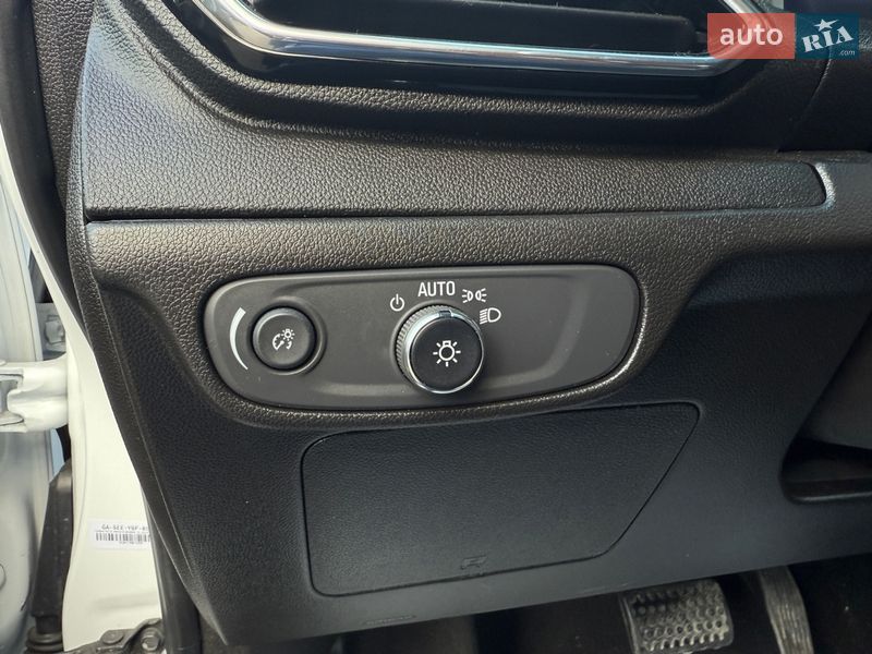 Хэтчбек Chevrolet Bolt EV 2023 в Житомире