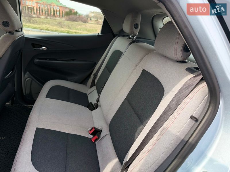Хэтчбек Chevrolet Bolt EV 2017 в Шаргороде