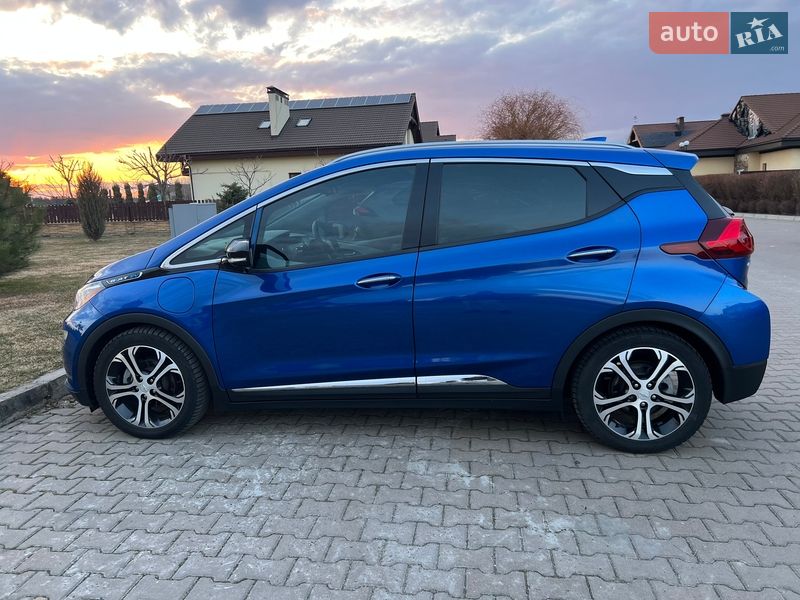 Хэтчбек Chevrolet Bolt EV 2017 в Киеве фото 8 Хэтчбек Chevrolet Bolt EV 2017 в Киеве