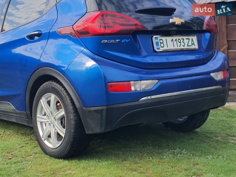 Хэтчбек Chevrolet Bolt EV 2017 в Полтаве