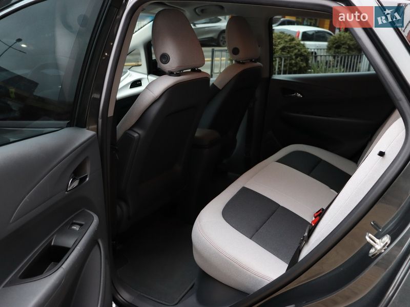 Хэтчбек Chevrolet Bolt EV 2019 в Львове фото 34 Хэтчбек Chevrolet Bolt EV 2019 в Львове
