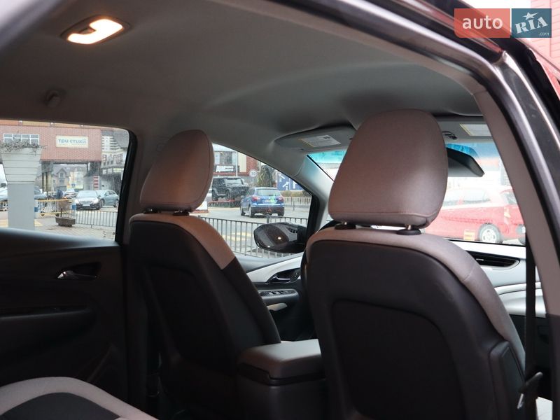 Хэтчбек Chevrolet Bolt EV 2019 в Львове фото 40 Хэтчбек Chevrolet Bolt EV 2019 в Львове