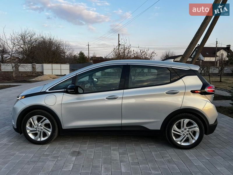 Хэтчбек Chevrolet Bolt EV 2023 в Казатине