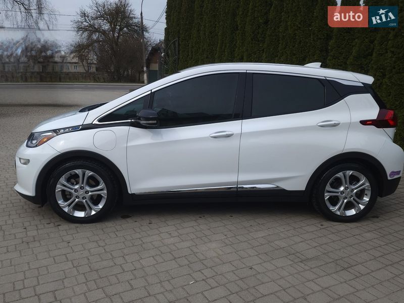 Хэтчбек Chevrolet Bolt EV 2019 в Самборе фото 3 Хэтчбек Chevrolet Bolt EV 2019 в Самборе