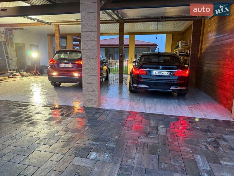 Хетчбек Chevrolet Bolt EV 2016 в Києві