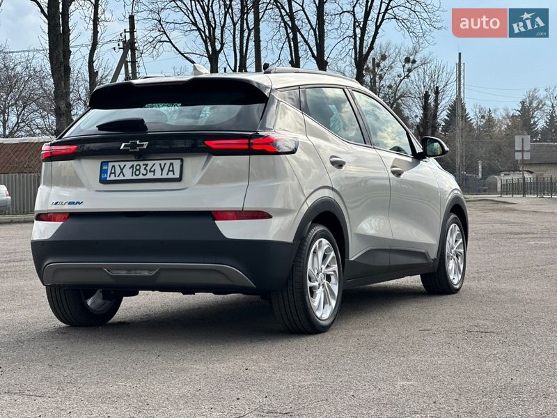 Хетчбек Chevrolet Bolt EV 2023 в Первомайську