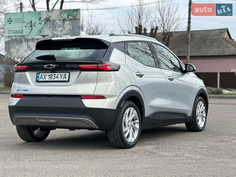 Хетчбек Chevrolet Bolt EV 2023 в Первомайську