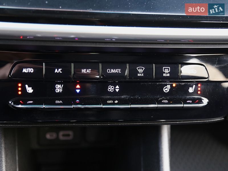 Хетчбек Chevrolet Bolt EV 2023 в Києві