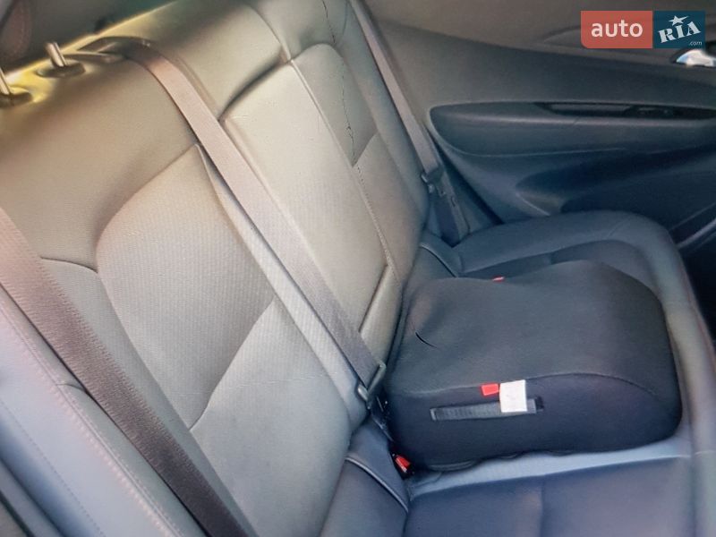 Хетчбек Chevrolet Bolt EV 2017 в Чернігові фото 14 Хетчбек Chevrolet Bolt EV 2017 в Чернігові