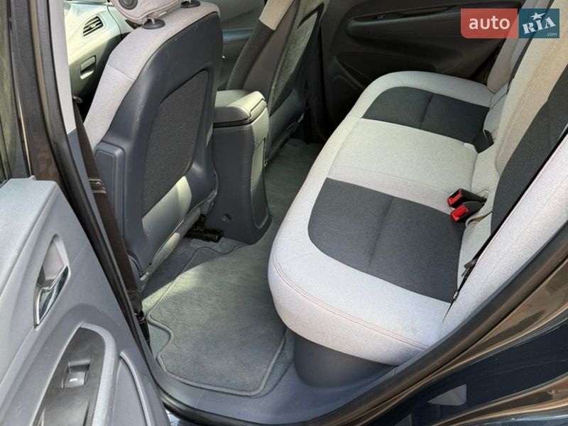 Хэтчбек Chevrolet Bolt EV 2019 в Одессе фото 21 Хэтчбек Chevrolet Bolt EV 2019 в Одессе