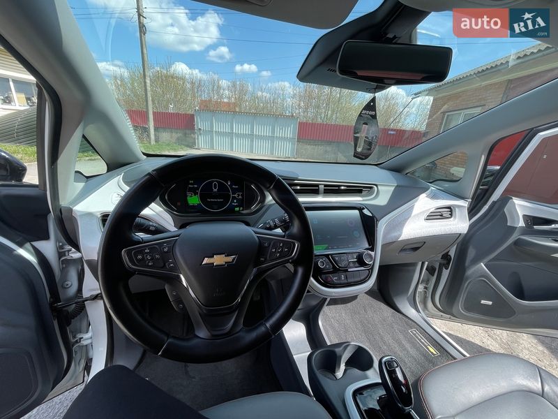 Хэтчбек Chevrolet Bolt EV 2017 в Виннице фото 7 Хэтчбек Chevrolet Bolt EV 2017 в Виннице
