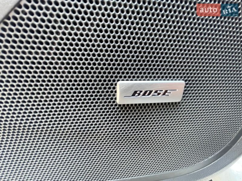 Хэтчбек Chevrolet Bolt EV 2017 в Виннице фото 14 Хэтчбек Chevrolet Bolt EV 2017 в Виннице