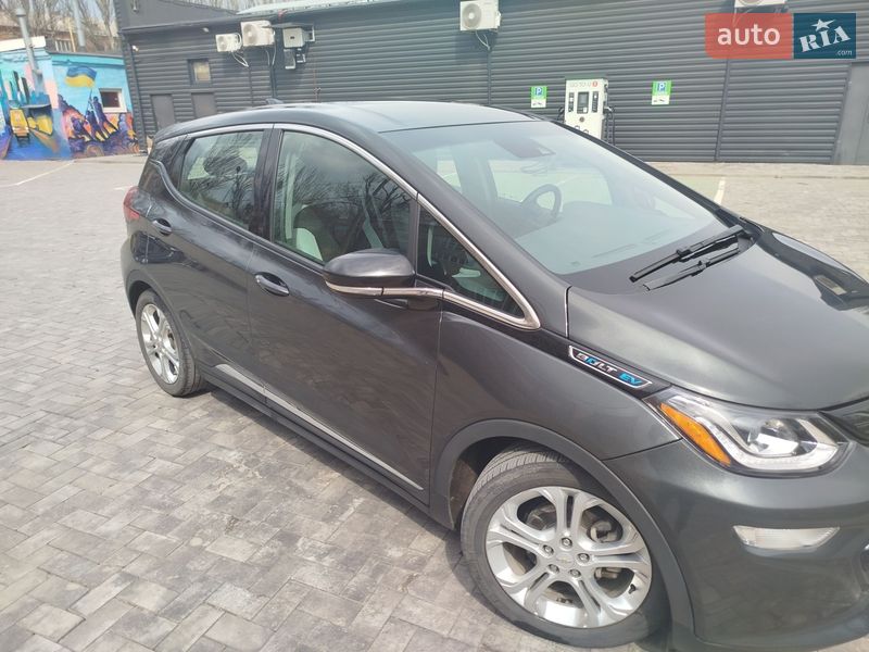 Хэтчбек Chevrolet Bolt EV 2020 в Кривом Роге фото 3 Хэтчбек Chevrolet Bolt EV 2020 в Кривом Роге