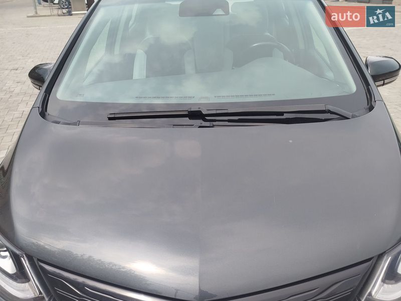 Хэтчбек Chevrolet Bolt EV 2020 в Кривом Роге фото 12 Хэтчбек Chevrolet Bolt EV 2020 в Кривом Роге