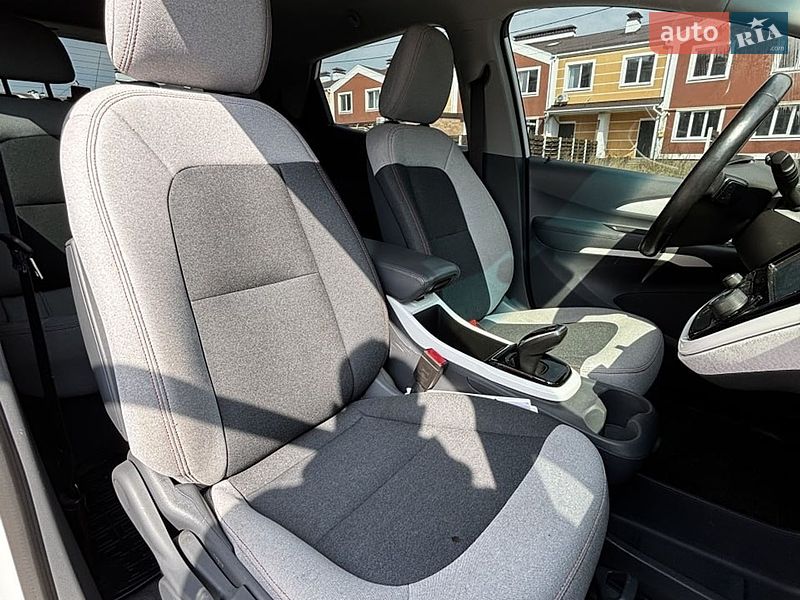 Хэтчбек Chevrolet Bolt EV 2018 в Белогородке