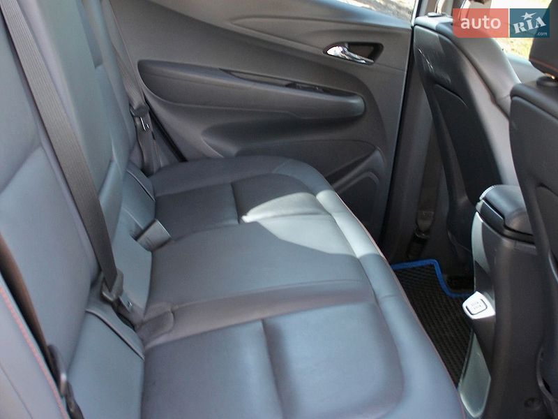 Хэтчбек Chevrolet Bolt EV 2019 в Днепре