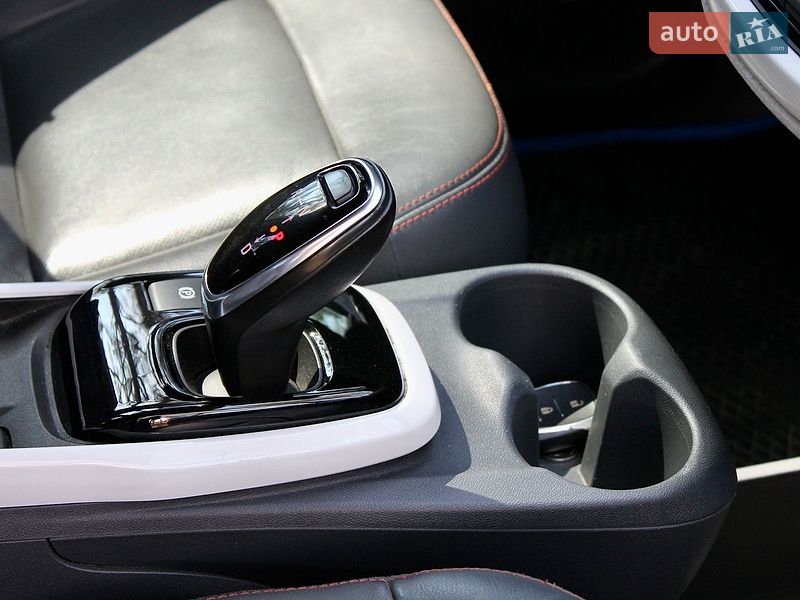Хэтчбек Chevrolet Bolt EV 2019 в Днепре