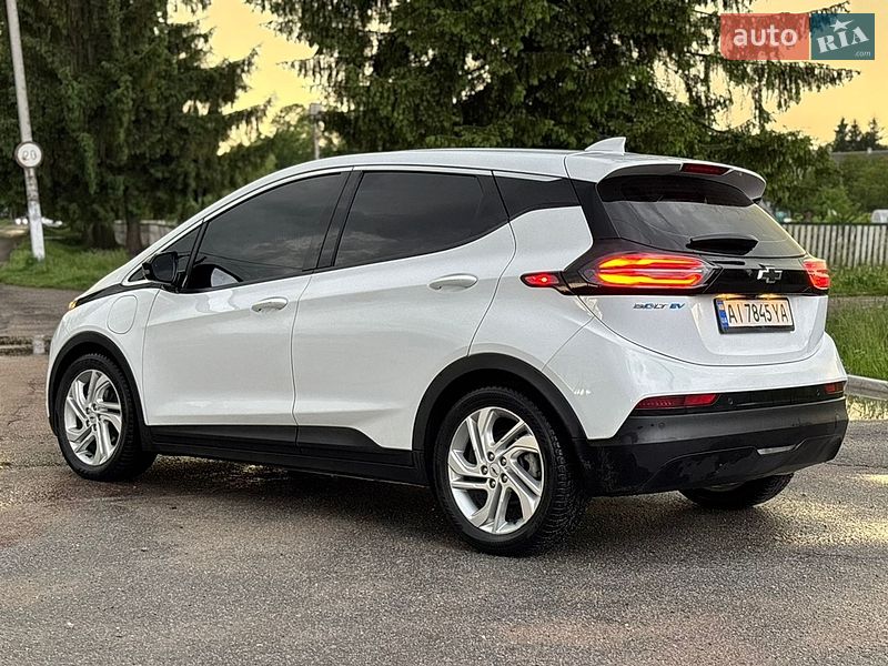 Хэтчбек Chevrolet Bolt EV 2022 в Житомире