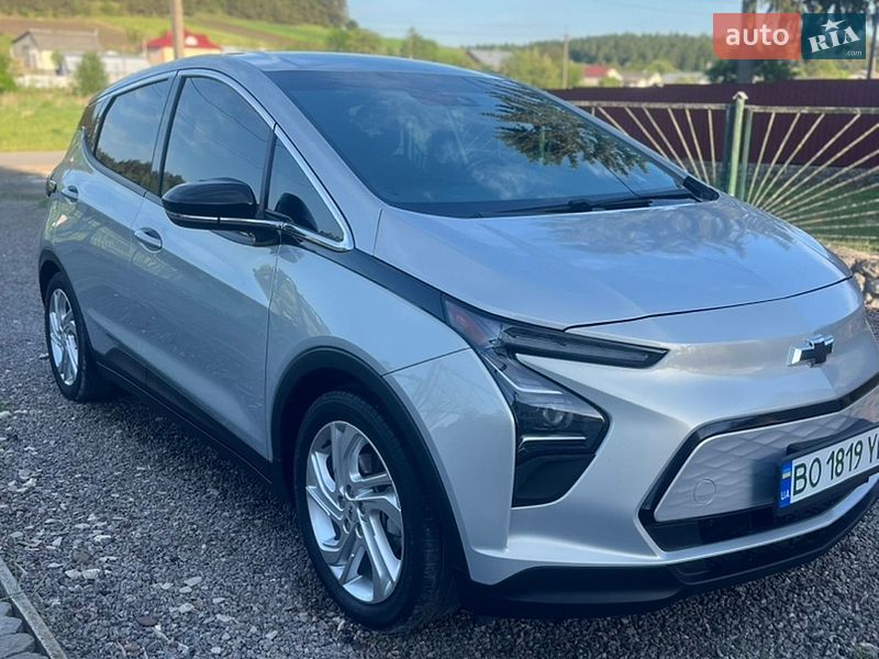 Хэтчбек Chevrolet Bolt EV 2023 в Тернополе