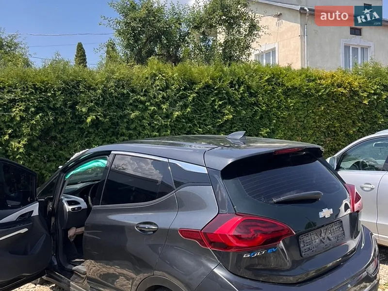 Chevrolet Bolt EV 2018 VIN 1G1FY6S03K4112444 фото оголошення 4 з 48