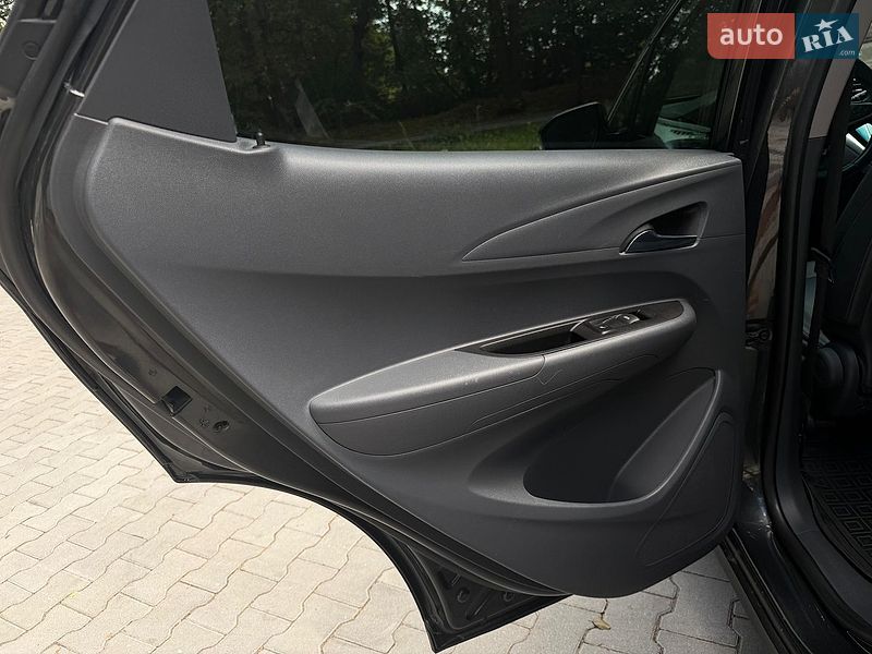 Хэтчбек Chevrolet Bolt EV 2019 в Тернополе