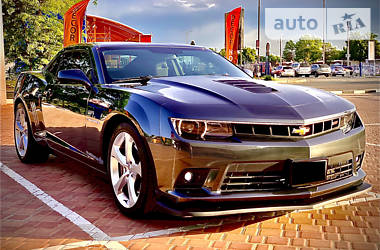 Купе Chevrolet Camaro 2015 в 