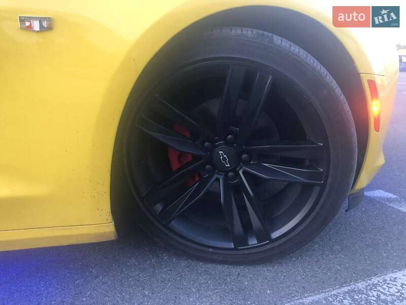 Купе Chevrolet Camaro 2017 в Киеве