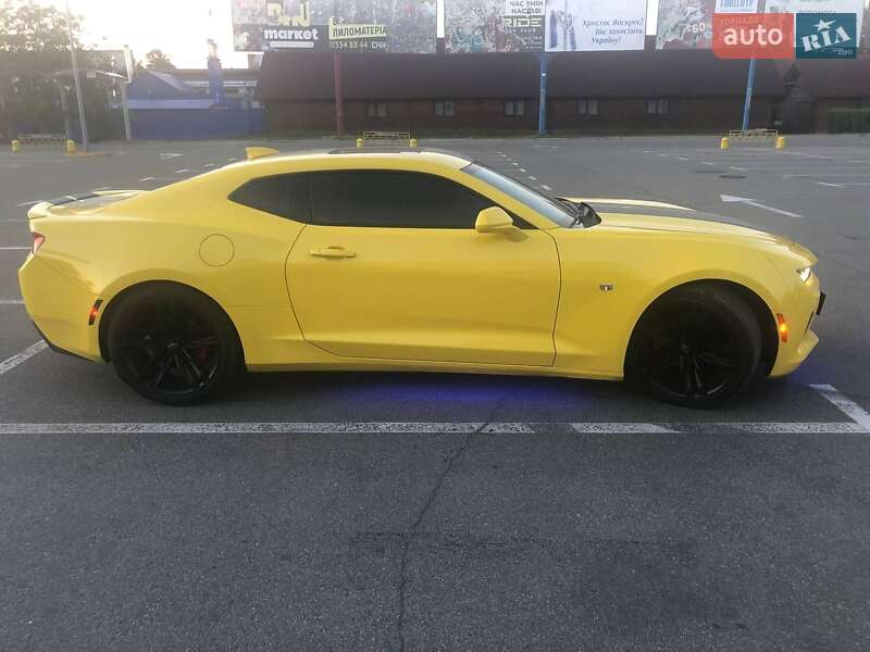 Купе Chevrolet Camaro 2017 в Киеве