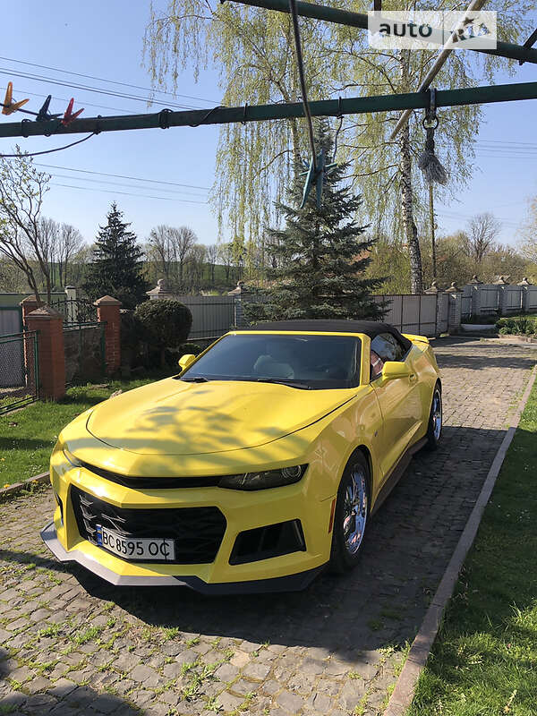 Кабріолет Chevrolet Camaro 2016 в Львові