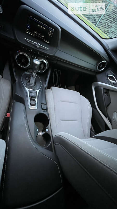 Купе Chevrolet Camaro 2019 в Киеве