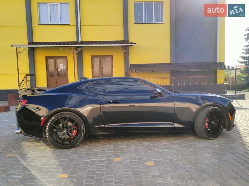 Купе Chevrolet Camaro 2016 в Шаргороде