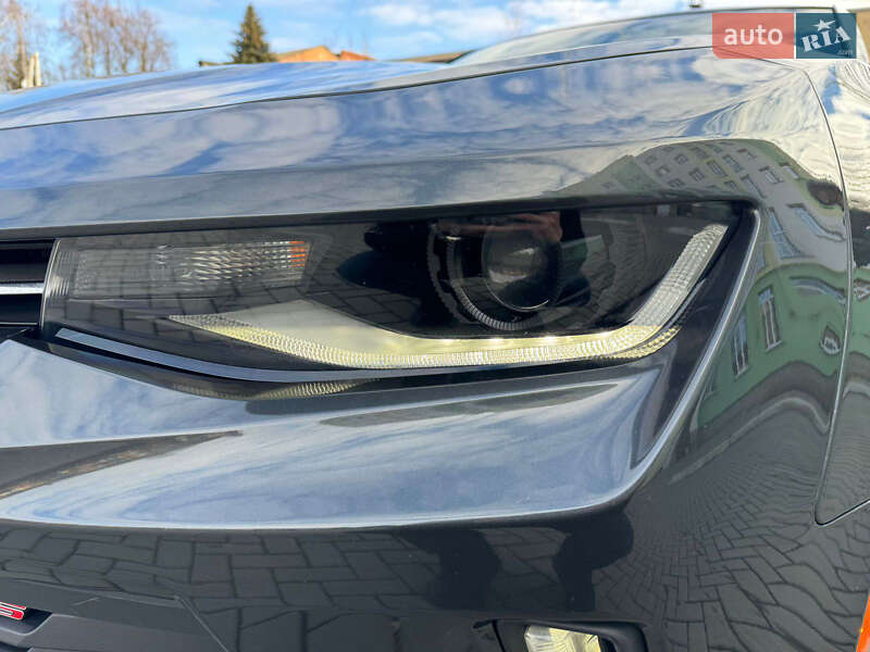 Купе Chevrolet Camaro 2017 в Ромнах